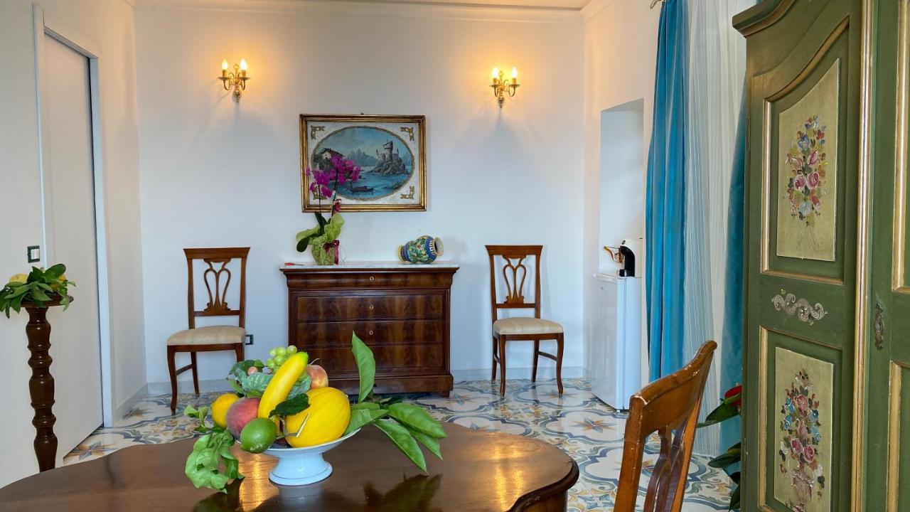 Villa Don Mimi Guarnaschelli La Dependace ตาออร์มินา ภายนอก รูปภาพ