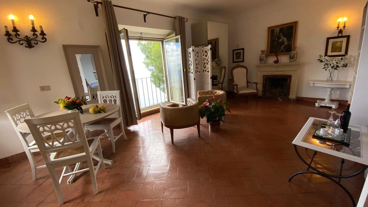 Villa Don Mimi Guarnaschelli La Dependace ตาออร์มินา ภายนอก รูปภาพ