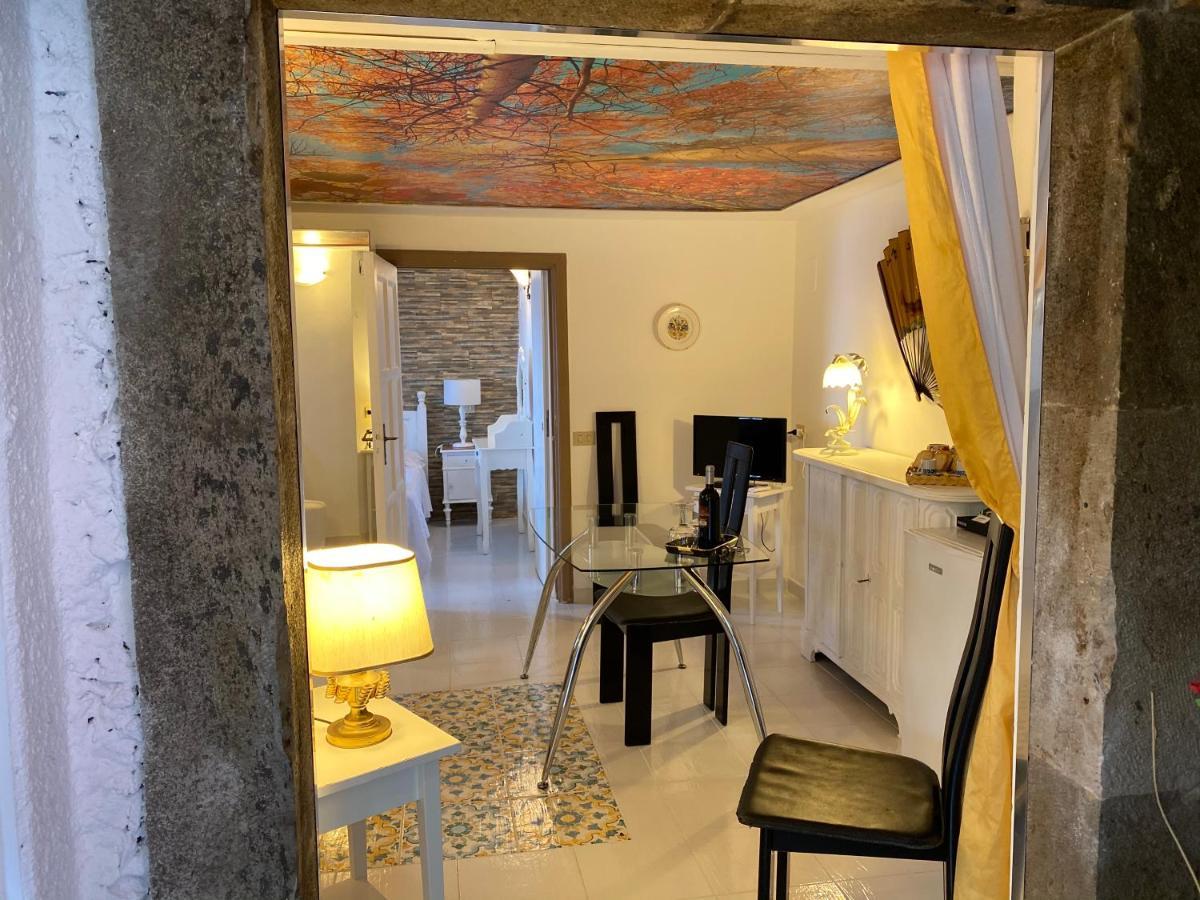 Villa Don Mimi Guarnaschelli La Dependace ตาออร์มินา ภายนอก รูปภาพ