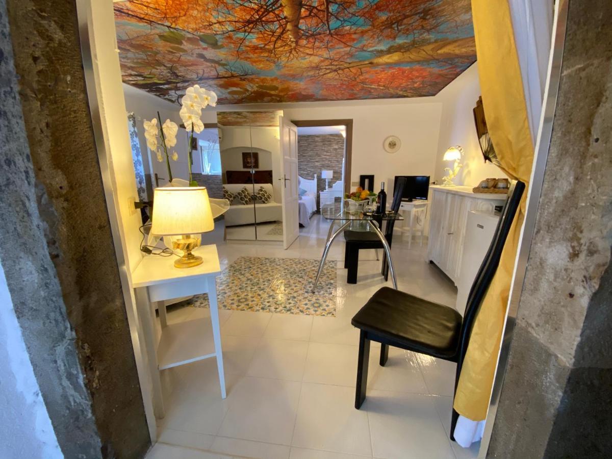Villa Don Mimi Guarnaschelli La Dependace ตาออร์มินา ภายนอก รูปภาพ